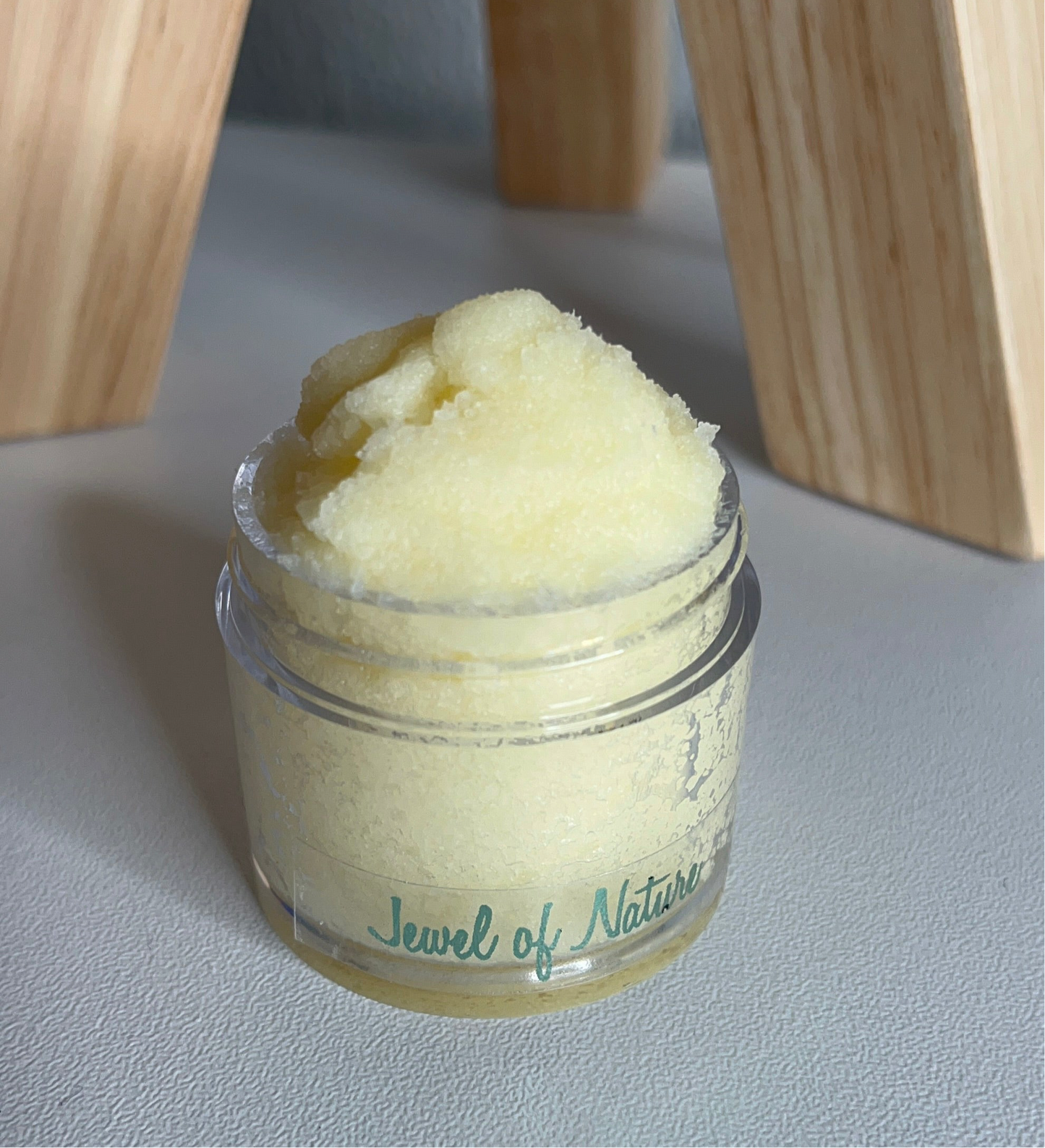 Strawberry Banana Creme Lip Scrub